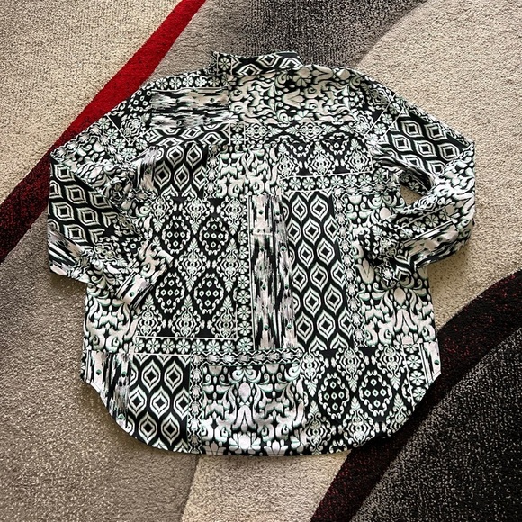 Foxcroft Black Green Ikat Print Non Iron Shirt - Picture 4 of 4